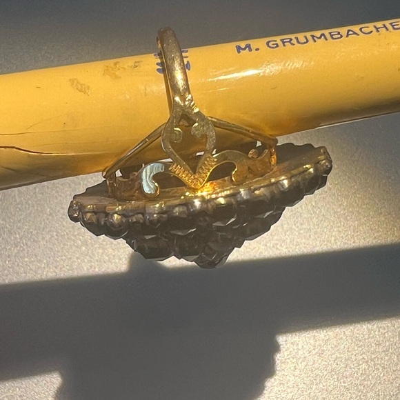 Spectacular Gold and Garnet Cocktail Ring - Picture 8 of 9